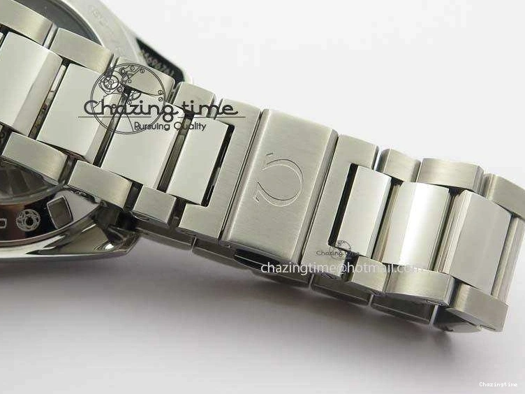 0517 Versatile Aqua Terra ‘PyeongChang 2018’ JHF Best Edition Black Dial On SS Bracelet A 8204